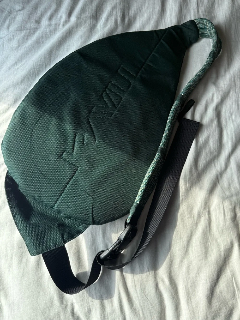 Kavu Sling Pack in Forest Green